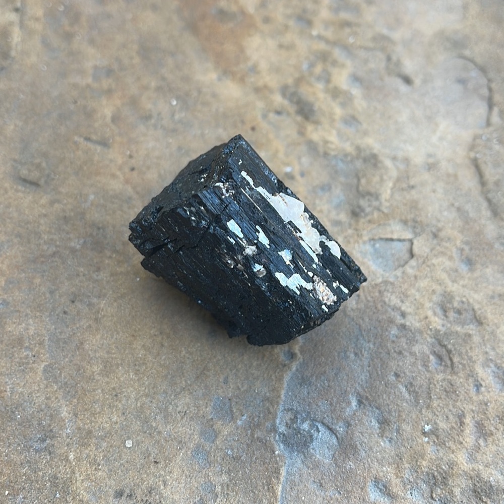 New Black Tourmaline Natural Crystal Form White Quartz Delicate Stone 65.3g - Picture 16 of 17
